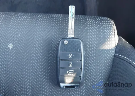 2020 Kia Sportage Lx z USA, uszkodzony, nr VIN KNDPM3AC8L7720722